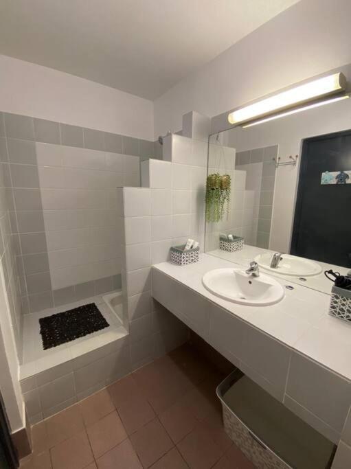 Antilo - appartement proche mer Le Diamant Extérieur photo